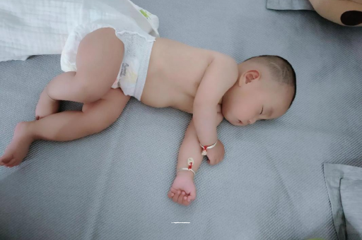 陕西宝宝口水多怎么回事